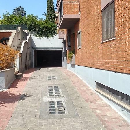 Апартаменты Terrace22 - Delizioso Attico Ben Collegato Рим Экстерьер фото