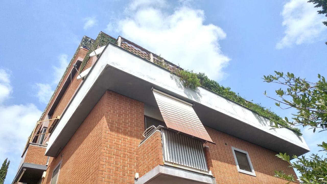 Апартаменты Terrace22 - Delizioso Attico Ben Collegato Рим Экстерьер фото