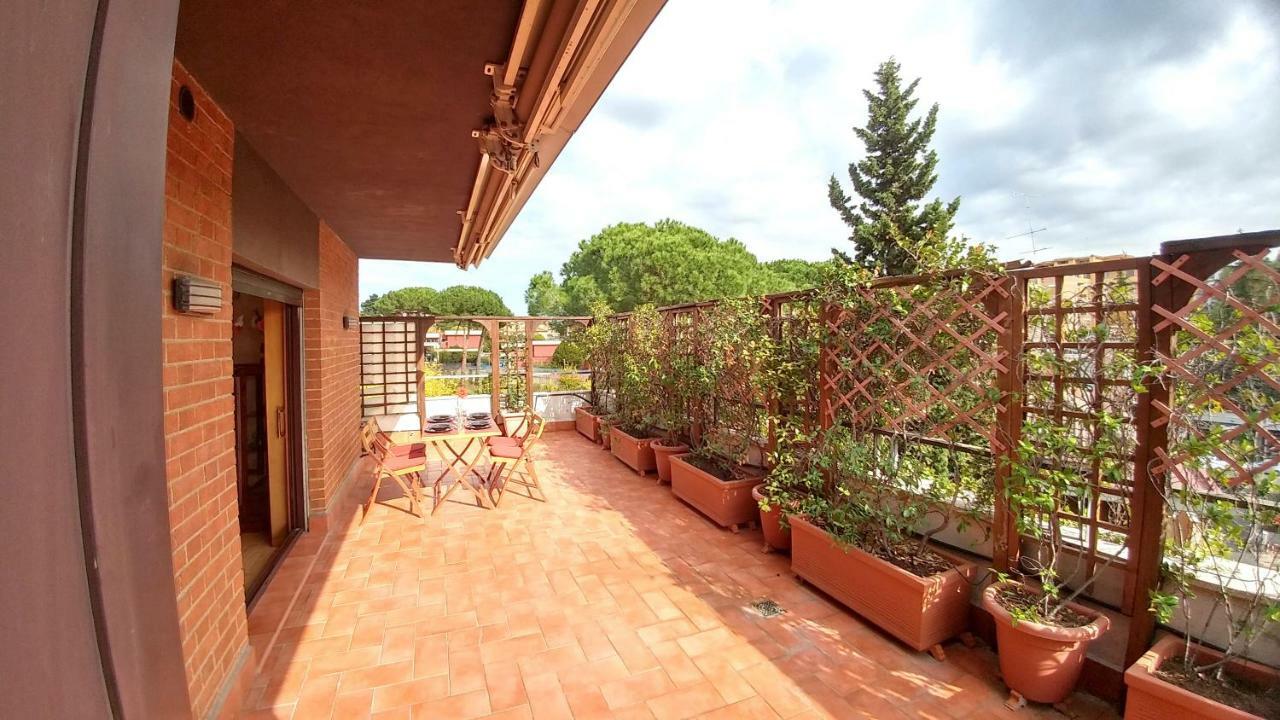 Апартаменты Terrace22 - Delizioso Attico Ben Collegato Рим Экстерьер фото